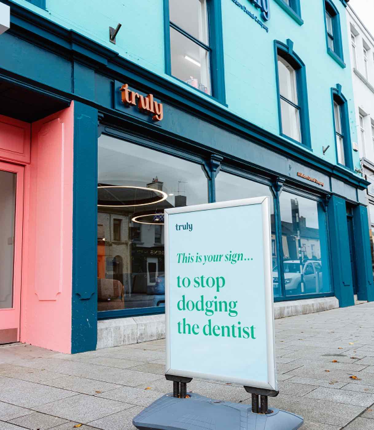 A Truly clinic from the street